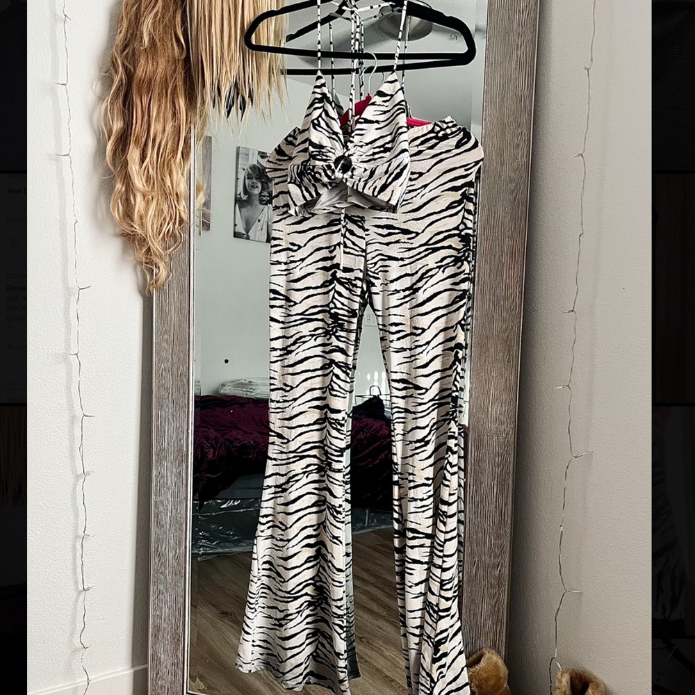 Zebra print Crop Top Bell Bottom set 🦓🖤✨